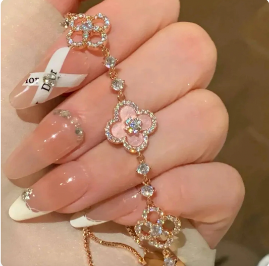 Diamond Clover Bracelet (95% OFF TODAY)
