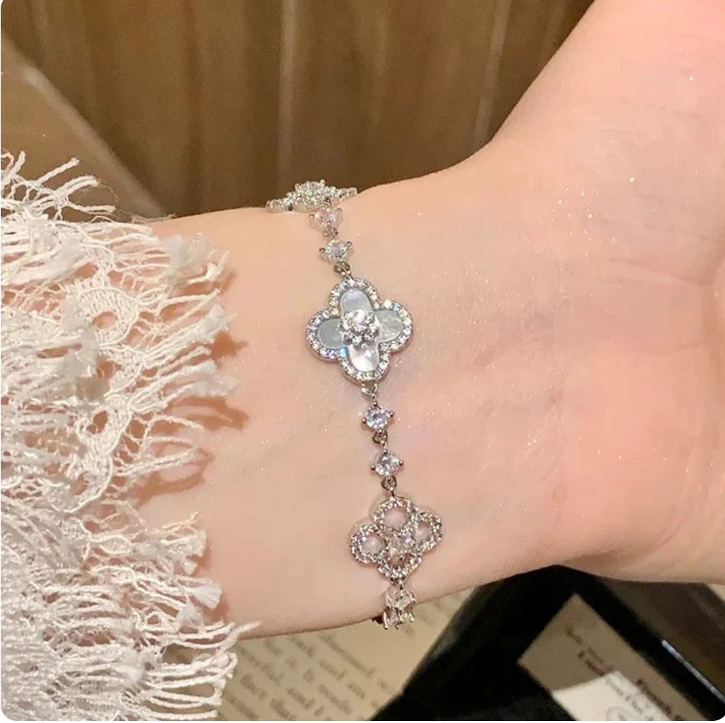 Diamond Clover Bracelet (95% OFF TODAY)