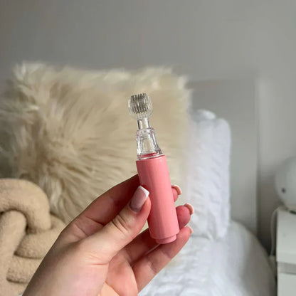 PLUMPY™ Lip Roller + FREE Plumping Serum